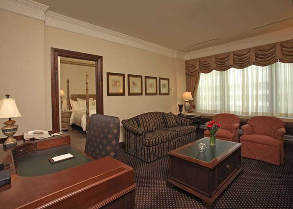 卡乐格兰德塔尔酒店 羅徹斯特 客房 照片